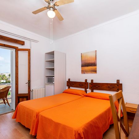 Hostal Residencia San Francisco Puerto Colom Kültér fotó