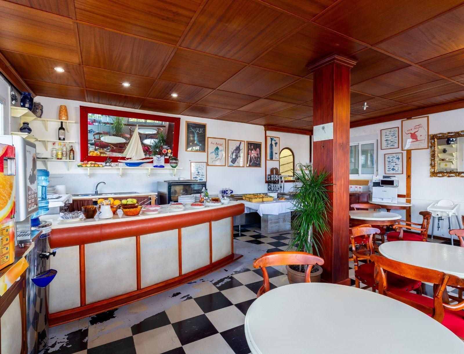 Hostal Residencia San Francisco Puerto Colom Kültér fotó