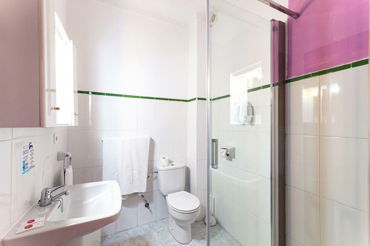 Hostal Residencia San Francisco Puerto Colom Kültér fotó